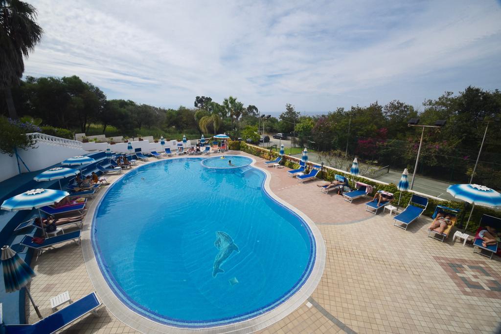 Villaggio Pineta Petto Bianco Capo Vaticano Luaran gambar
